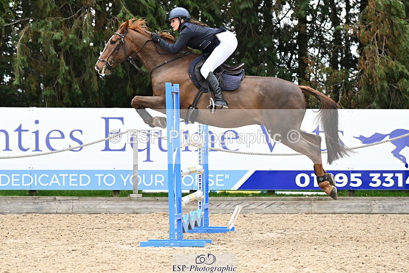 250323A-153604-05055 - Cls 25 Snr Fox & 1.20m Open