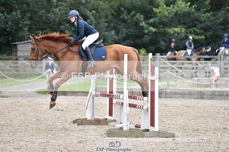 240802-114752-02818 - 90cm Round 1