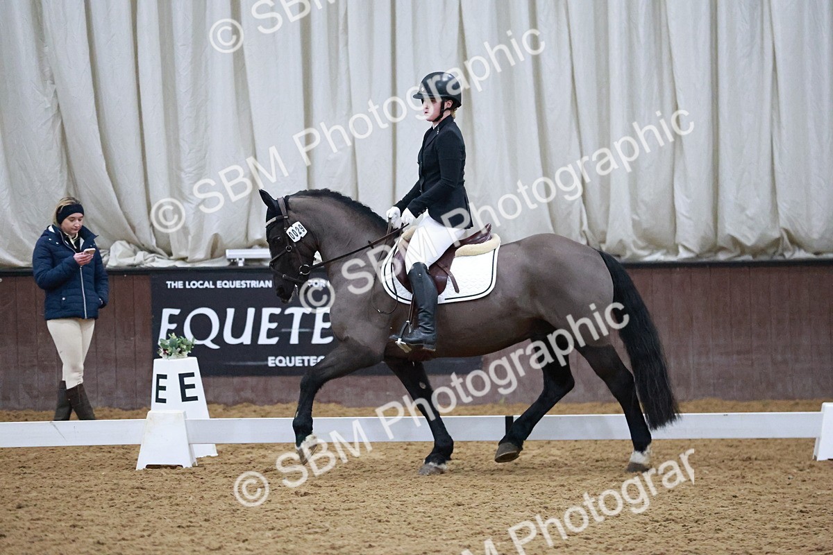 SBM_000560 - Class 7-6 - Novice 3-Novice 2