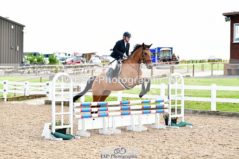 240526A-095503-07203 - Cls 32 British Novice and 90cm Open