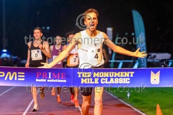 Monument25-910775 - Set Six