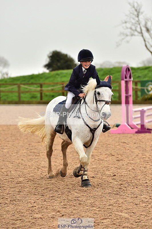 231118A-101200-00990 - Cls 18+19 Club and Schools 70cm