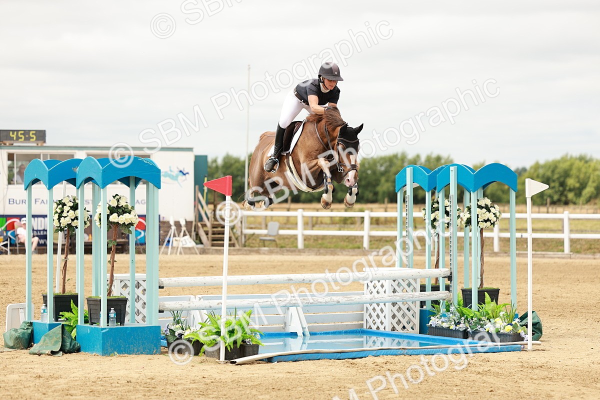 SBM_017498 - Class 21 - Senior Newcomers Championship 2d Rd