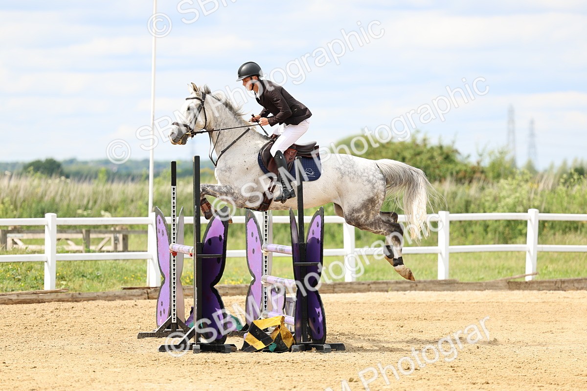 SBM_006132 - Class 19 - Senior Newcomers - 1.10m