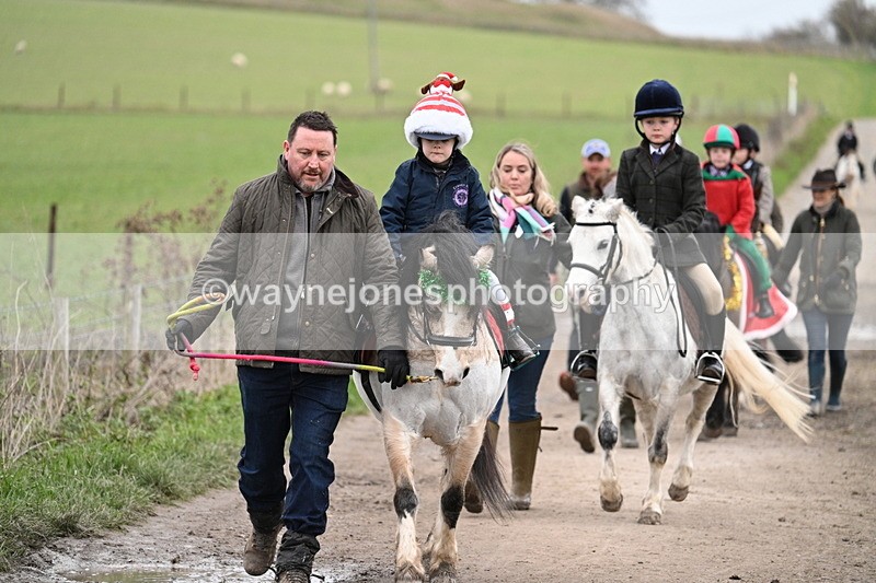 WJ7_1330 - Walk Home