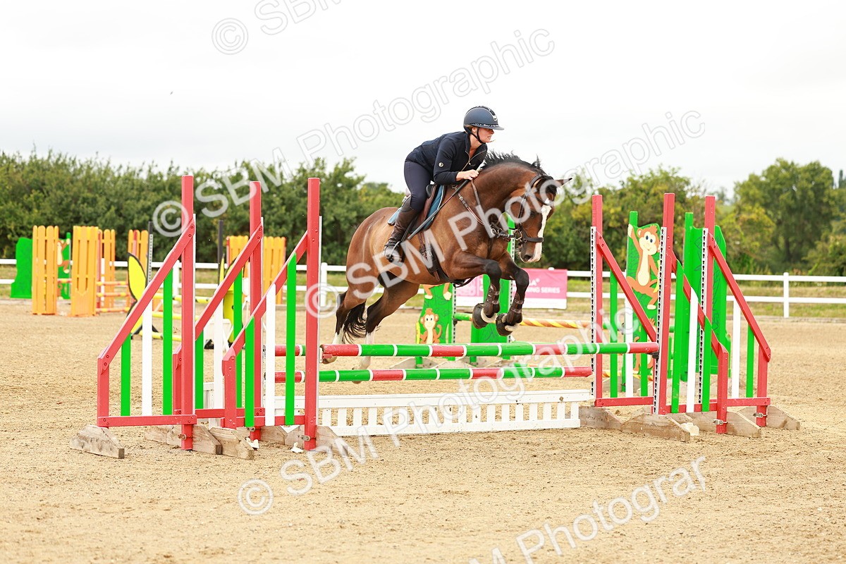SBM_001509 - Class 8 - Clear Round