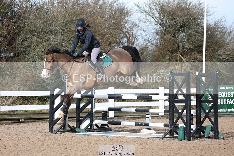 240223A-112536-00842 - Cls 4 Snr 1.05m Open