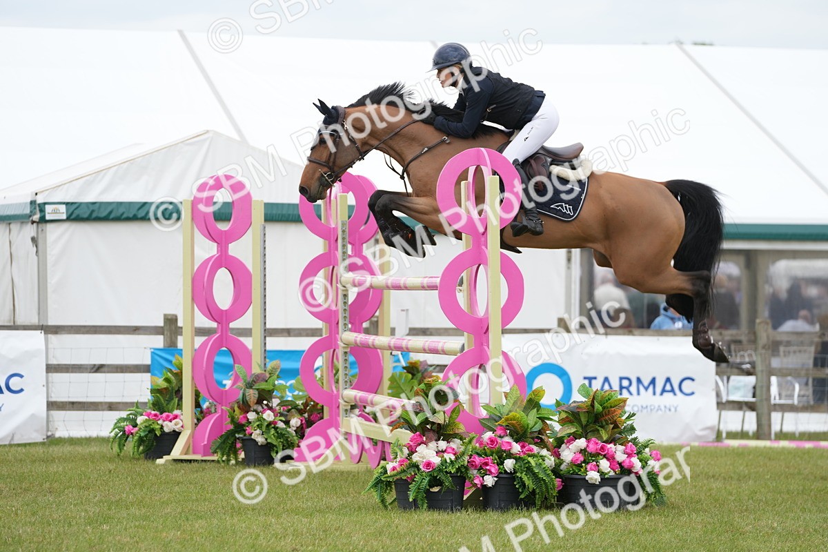 SBM_06392 - Class 202 - National 1.40m Open