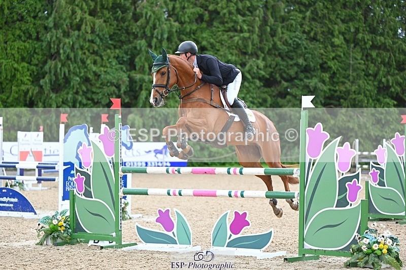 240526-160445-25256 - 223-MORNINGSTAR_VAN_ALTRIDO-Max_Warburton