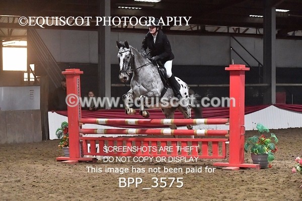BPP_3575 - SUN CLASS 19 SENIOR  0.85m Amateur Championship Qualifier