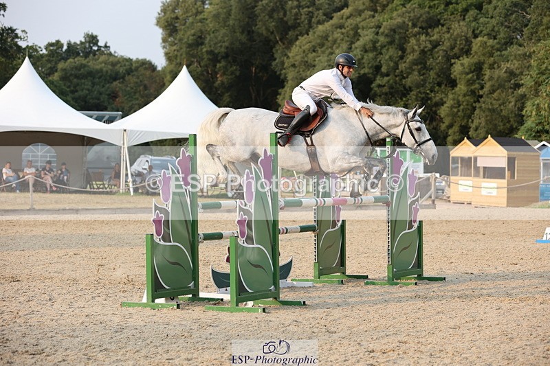 250816A-180913-03287 - Cls 11 Snr Foxhunter