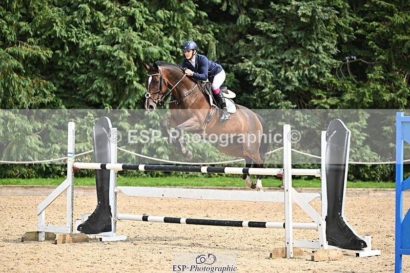 240818-150111-05055 - Cls 12A Snr Foxhunter & 1.20m Open