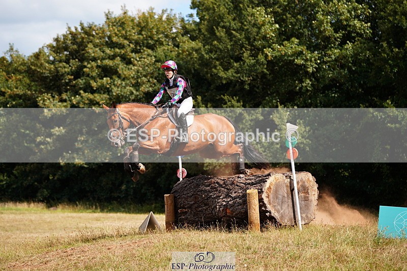 250802A-155644-07434 - F-279-Sophie.Robson-JOLLY.JEAN