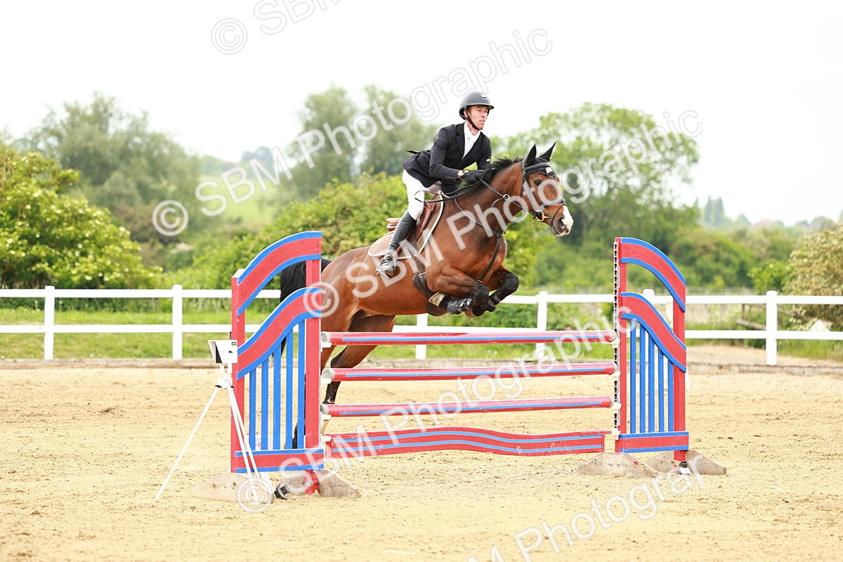 SBM_001132 - Class 5 - Senior Foxhunters - 1.20m