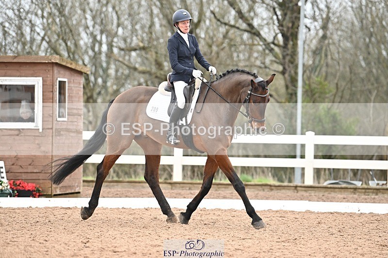 250216-121606-05250 - 209-Anthea.Parkyn-Blue.Hors.Zagato