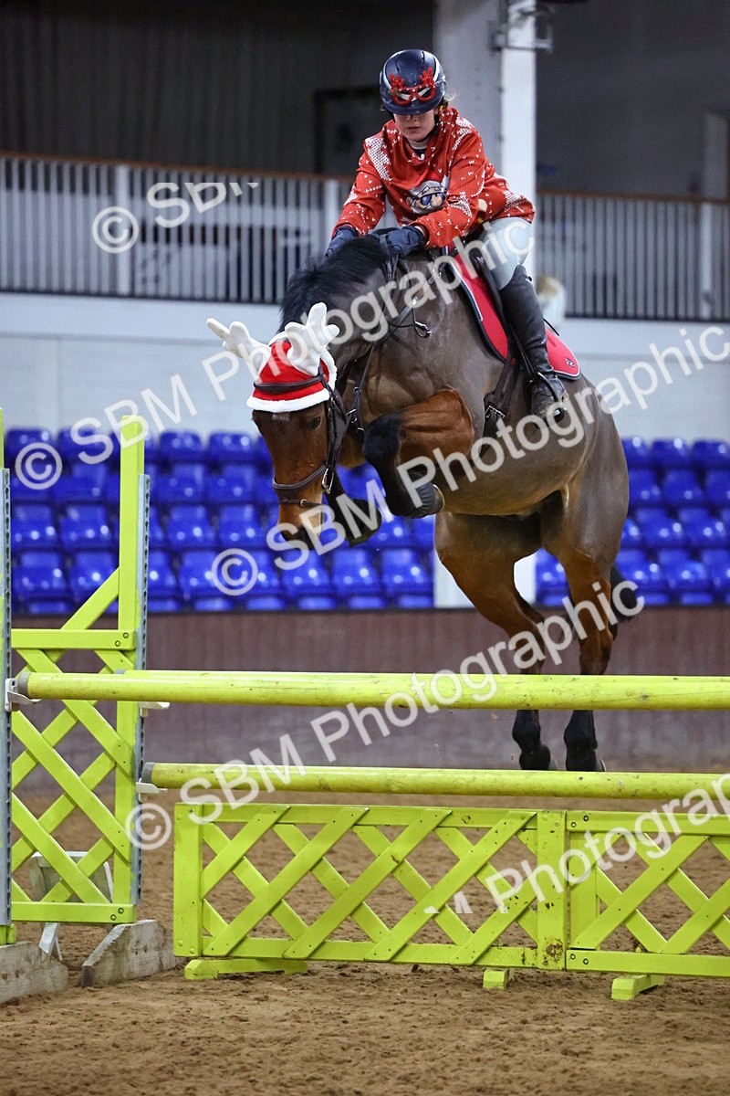 SBM_003350 - Class 8 - Christmas Jumpers 1.10m