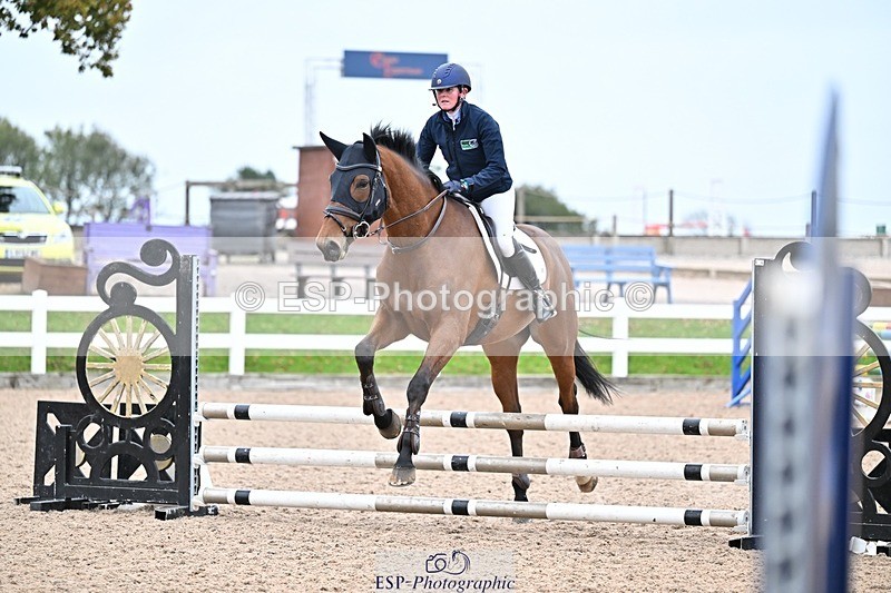 251015-100257-00018 - Clear Round