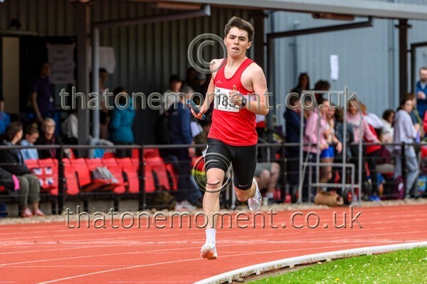 Relays25-925324 - Track Male Set Two