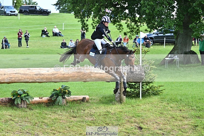 240526-113739-20598 - 425-HUMBLE_GLORY-Sophia_Hill