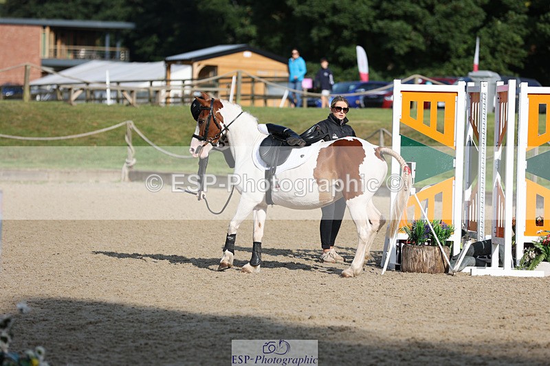 240823X-090856-14413 - 60cm R1 8.30 to 10.00