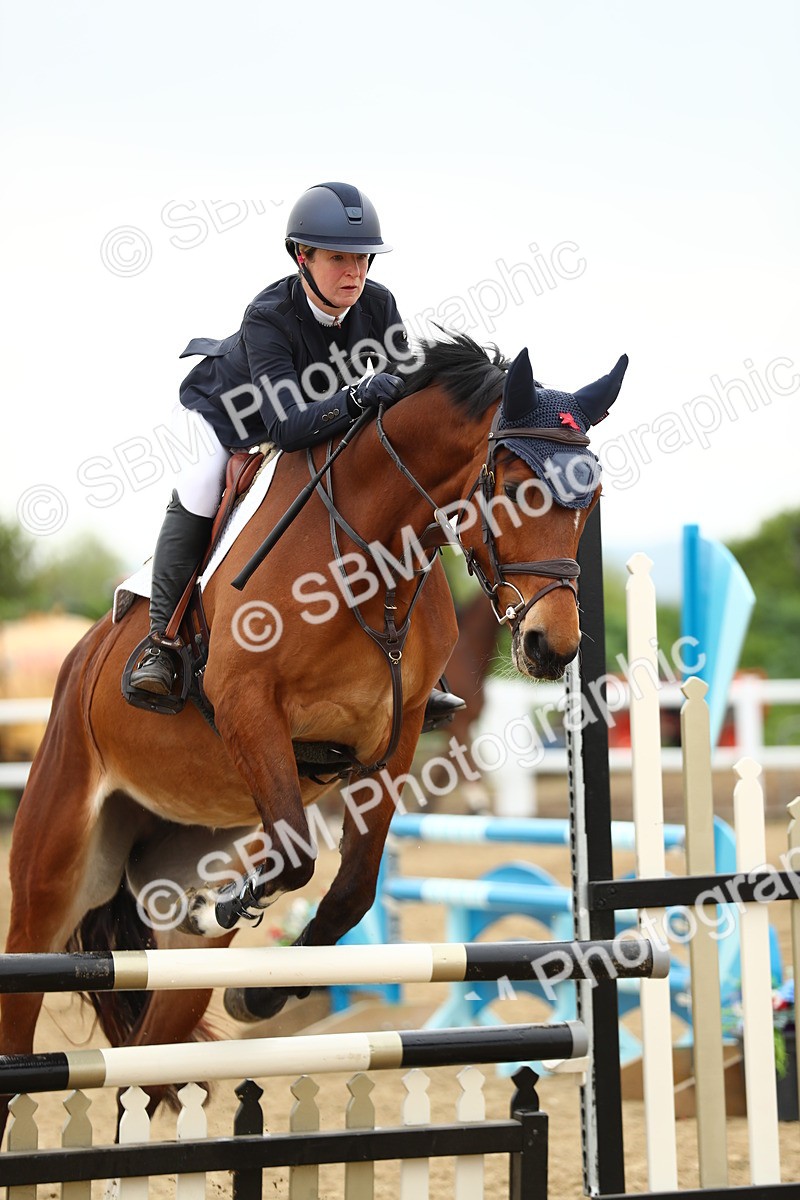 SBM_000290 - Class 2 - Senior British Novice 90cm