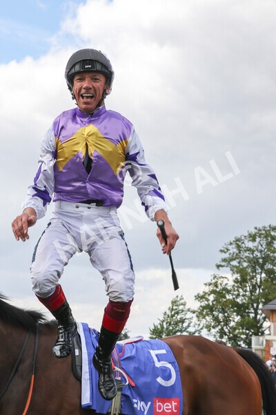 yr20082022r3-35 - Race 3 3.00pm Sky Bet City of York Stakes