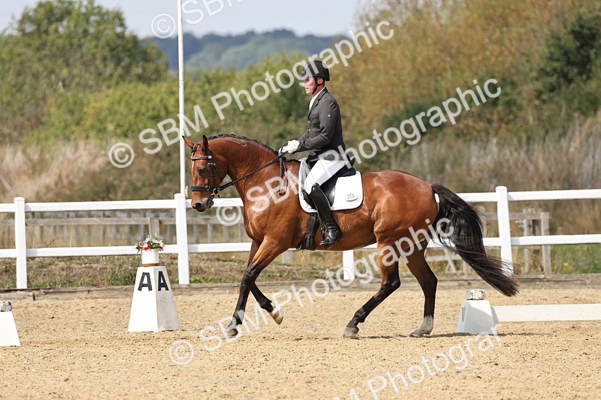 SBM_018721 - Class 16 - Novice 5 - 12.08-13.11