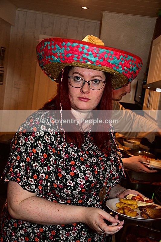 LEE-112 - Lee's 30th