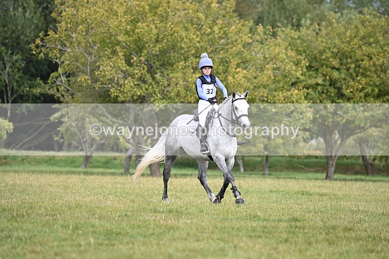 WJ6_1830 - 60cm XC Time 13:22 to 13:53