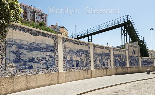 Regua - Blue tiles by railway - Portugal and a hint of Spain