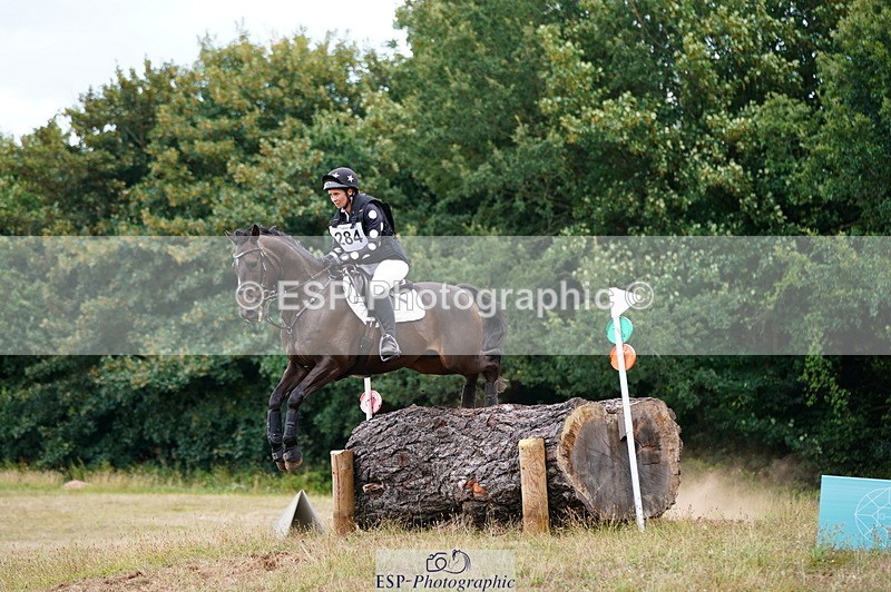 250802A-153622-07344 - F-284-Roxi.Foster-SKYES.ARCOS