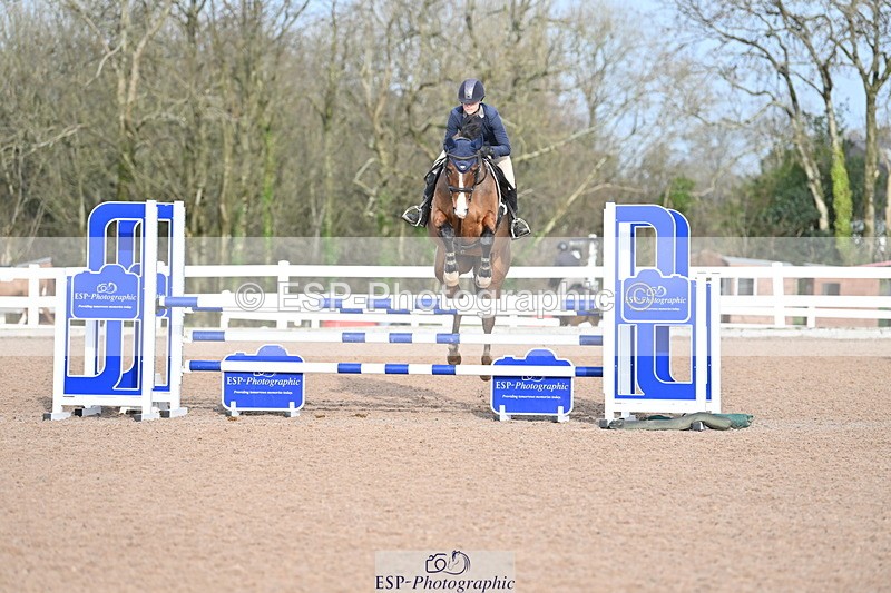 231208A-114805-00558 - Cls 4 Snr 1.05m Open