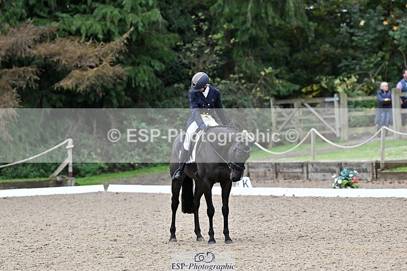 251022A-151609-00504 - B-110-Lizi.Popham