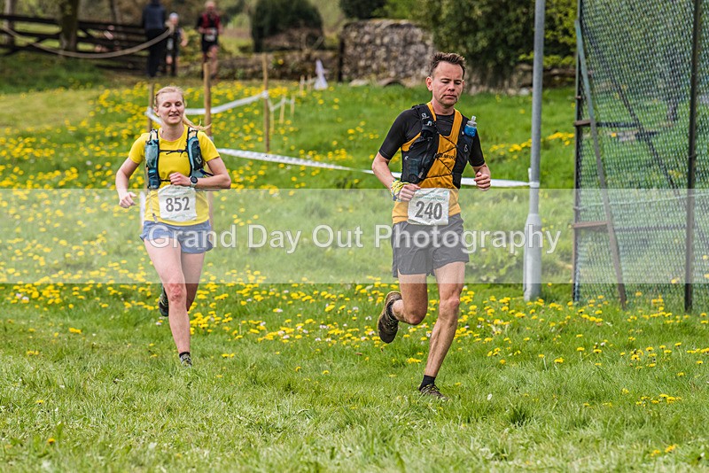 3 Peaks-2417 - The 3 Peaks Race - The Finish - Saturday 29th April 2023