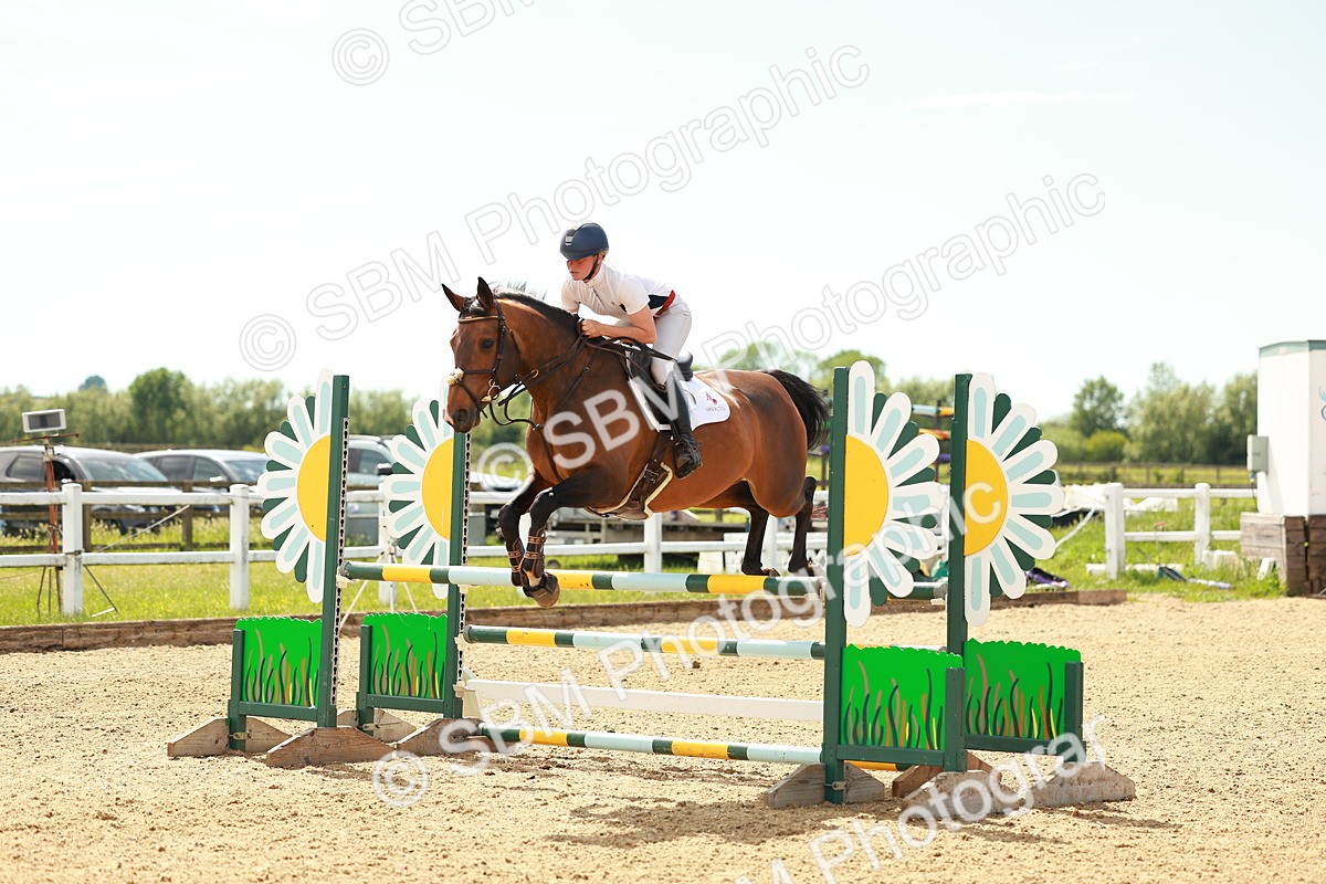 SBM_002434 - Class 4 - Senior Newcomers - 1.10m