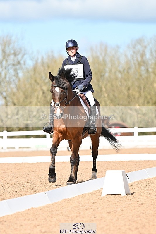 240324A-131858-03352 - Novice 28, 13.00 to 14.00