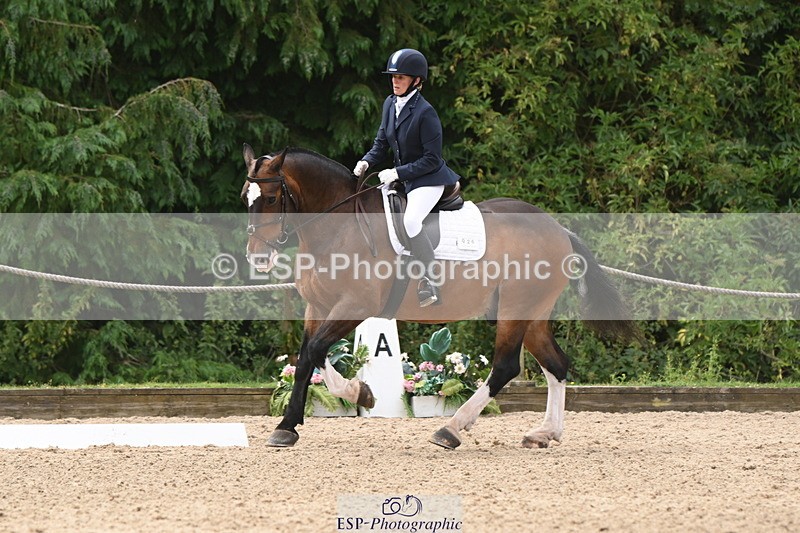 250719A-120348-04585 - 026-Carol.Quantrill-Cormoy.Lad