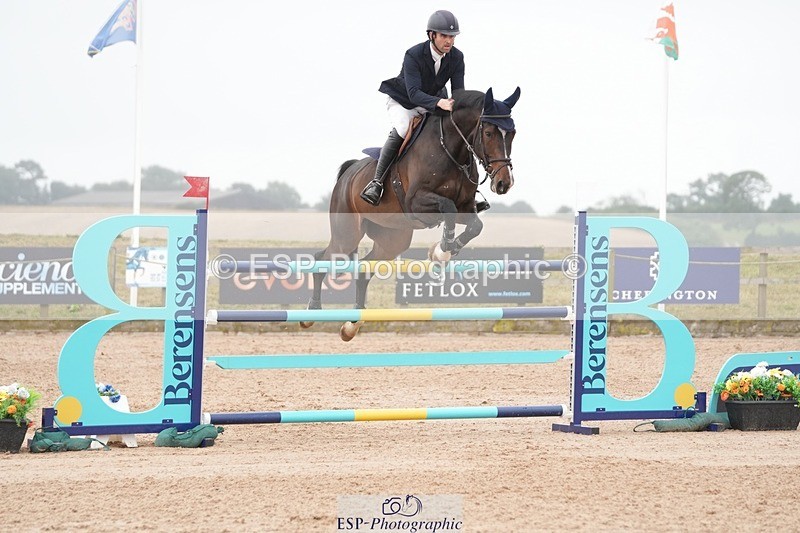 250718-110427-09892 - Cls 2, 3 Star Small Tour Break til End