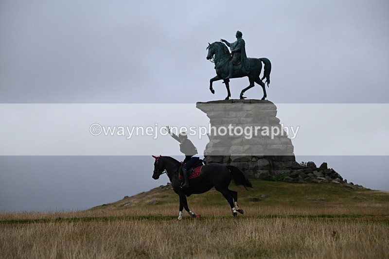 DSC_1712 - Time at Statue 12:13 to 12:32