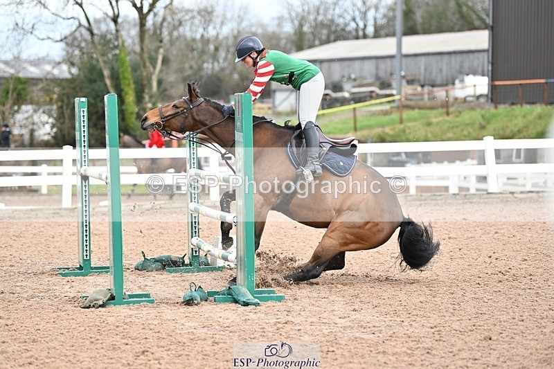 241206-130931-00923 - Cls 5 Newcomers and 1.10m Open