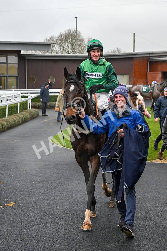 110124-Race 1-Brucio-2108 - Race 1