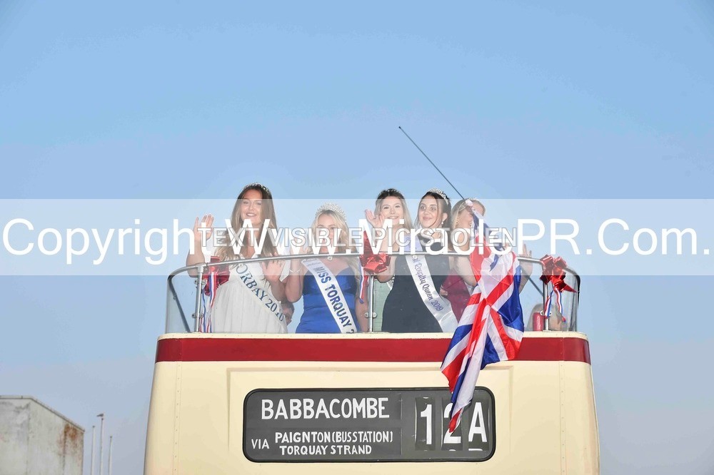 SH4_4014 - Carnival Procession.