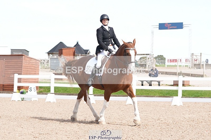 250906-141917-03916 - 069-Kirsty.ClackworthyStitch