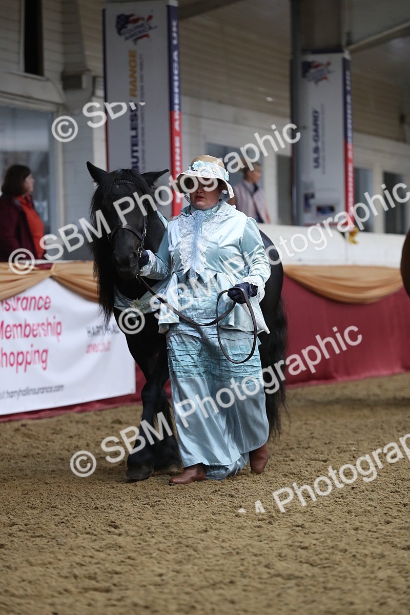 SBM_10757 - Class 103 IH Costume