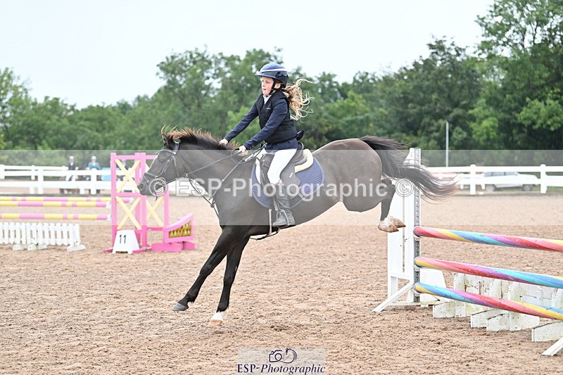 240908A-104103-03076 - Cls 18 A&B Pony Brit Nov & 80 Opern