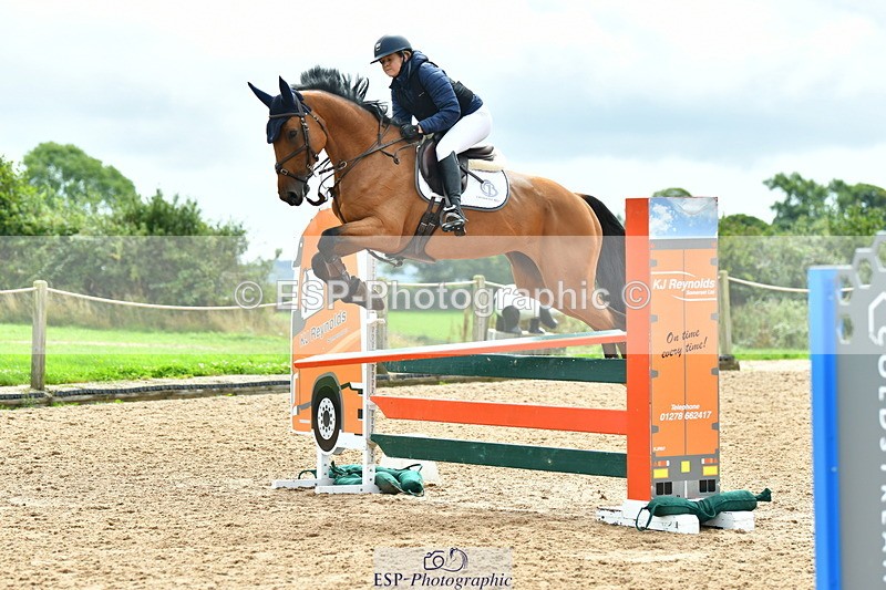 230805A-120557-00327 - Cls 3 Snr Foxhunter & 1.20m Open