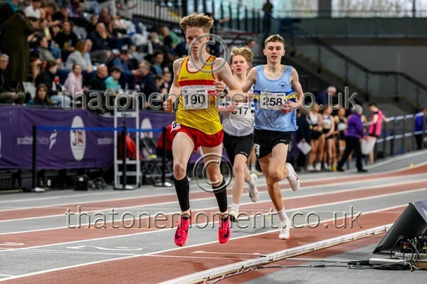 SenInd26-917914 - Track Male Set One