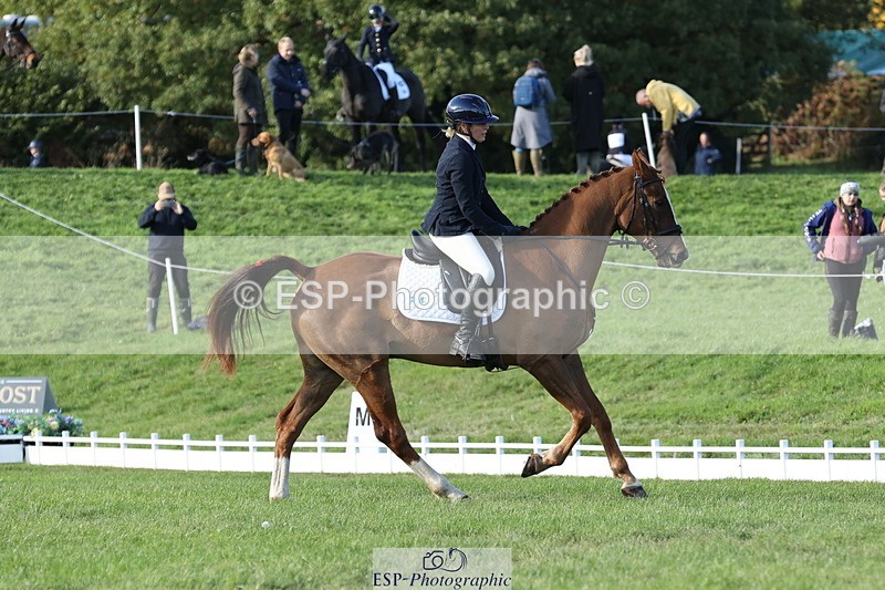 251024A-144456-14278 - G-573-Lisa.Stock