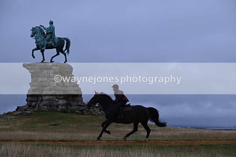 DSC_2525 - Time at Statue 12:34 to 12:56