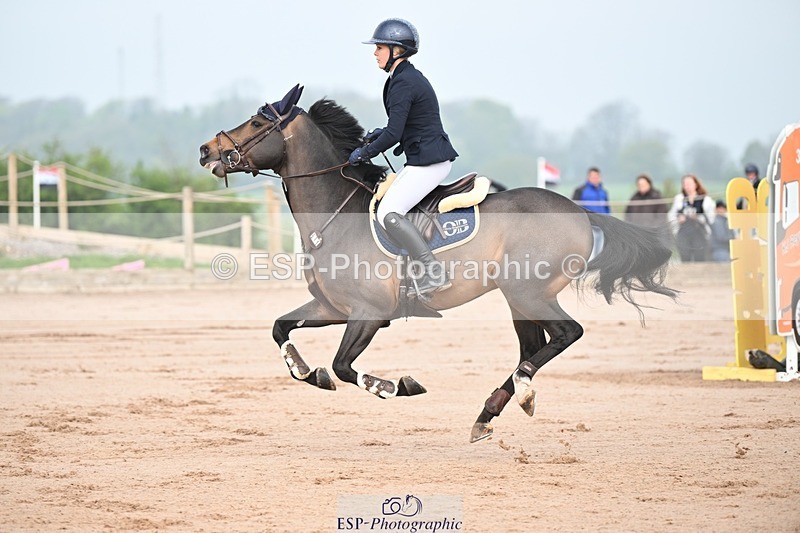 250425-083840-07825 - Cls 42 Ponies - Mini Tour